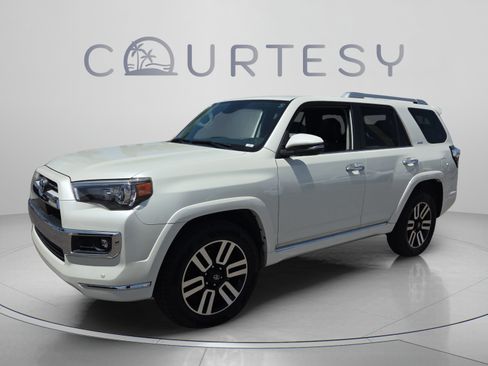 Used 2021 Toyota 4Runner Limited AWD/4WD image 1