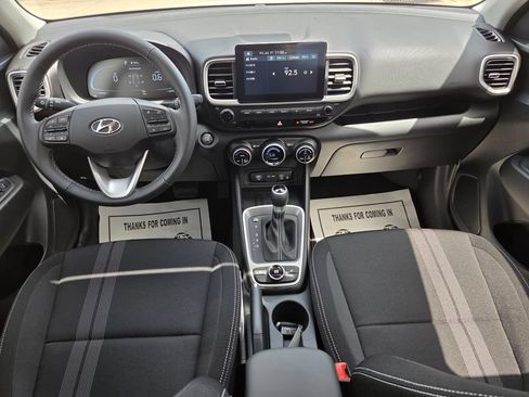 New 2026 Hyundai Venue SEL FWD image 8