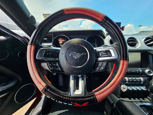 Used 2015 Ford Mustang GT Premium RWD image 16