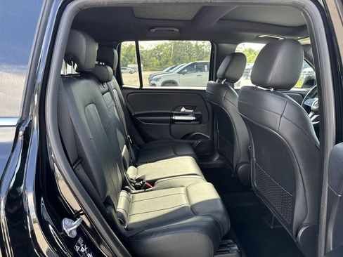 Used 2021 Mercedes-Benz GLB 250 image 19