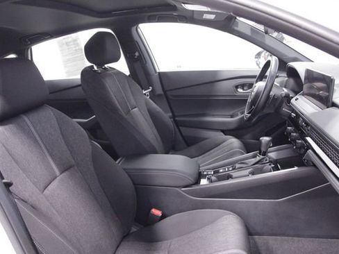 Used 2024 Honda Accord Sport image 14