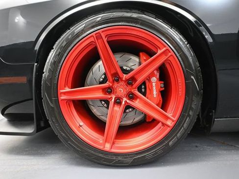 Used 2016 Dodge Challenger SRT Hellcat RWD image 16