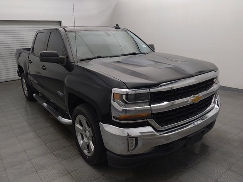 Used 2017 Chevrolet Silverado 1500 LT w/ Texas Edition RWD image 13