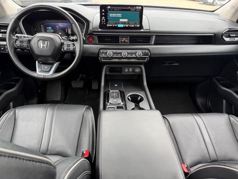 Used 2024 Honda Pilot Elite image 13