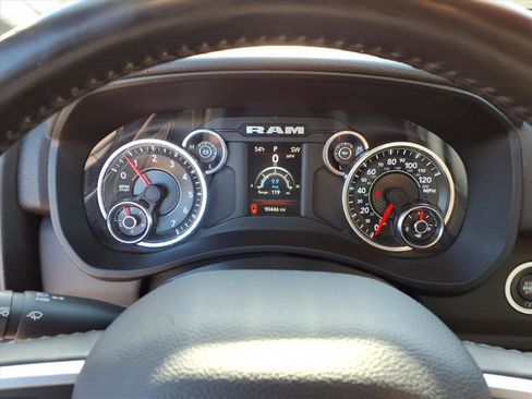 Used 2021 RAM 2500 Big Horn w/ Level 1 Equipment Group image 20