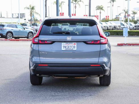 Certified 2025 Honda CR-V EX image 12