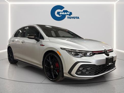 Used 2024 Volkswagen GTI SE FWD image 4