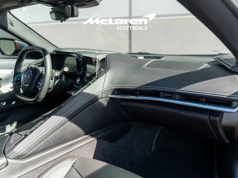 Used 2023 Chevrolet Corvette Stingray Preferred Cpe w/ Z51 Performance Package RWD image 18