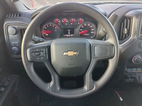 Used 2025 Chevrolet Silverado 2500 Custom w/ Custom Value Package AWD/4WD image 15