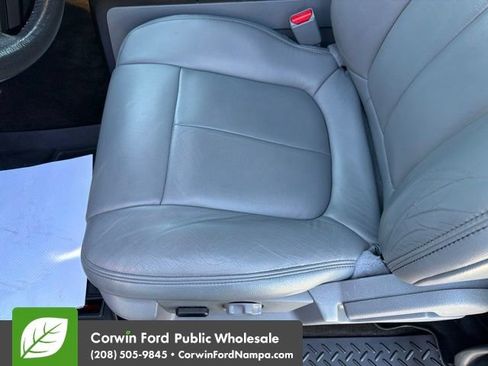 Used 2014 Ford F150 XLT w/ Equipment Group 302A Luxury AWD/4WD image 24