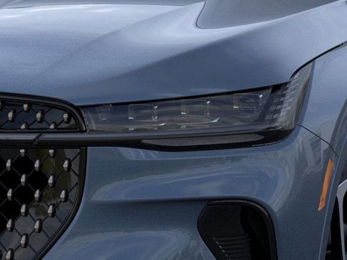 New 2026 Lincoln Nautilus Black Label image 18