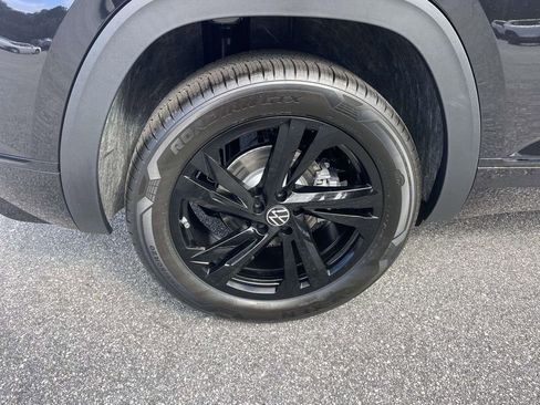 New 2026 Volkswagen Atlas Cross Sport SEL R-Line AWD/4WD image 7