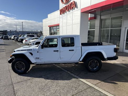 Used 2021 Jeep Gladiator Rubicon AWD/4WD image 3