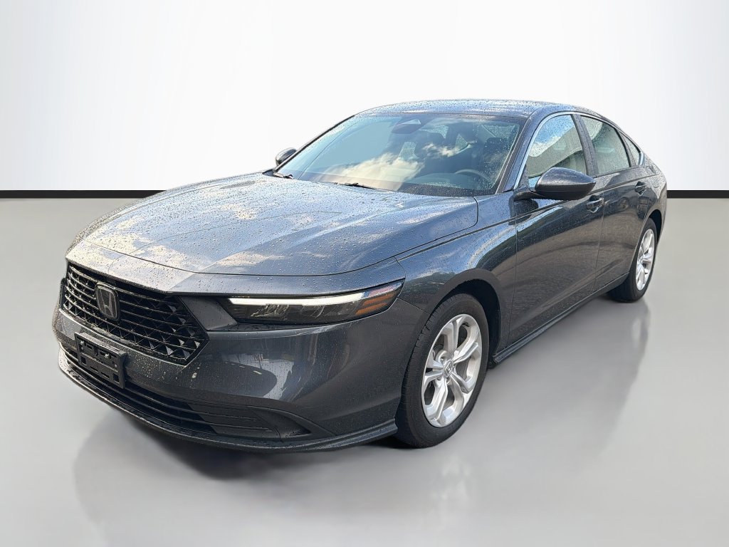 Used 2025 Honda Accord LX image 3