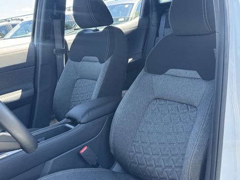 New 2026 Nissan Kicks SV FWD image 17