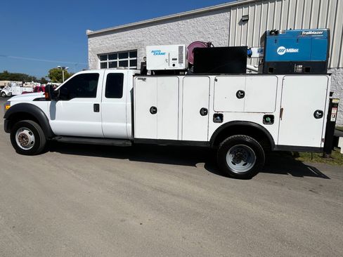 Used 2016 Ford F550 4x4 SuperCab Super Duty image 9