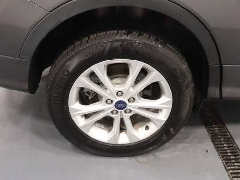 Used 2018 Ford Escape SE AWD/4WD image 29