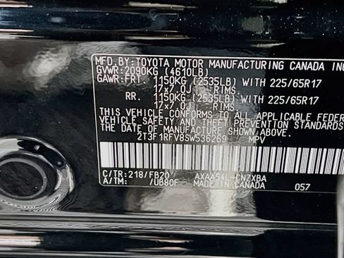 Certified 2025 Toyota RAV4 LE AWD/4WD image 28