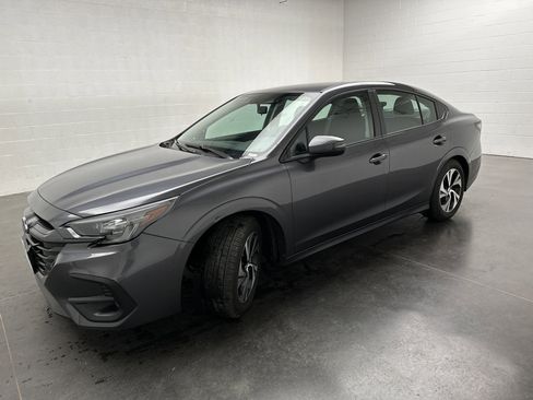 Used 2025 Subaru Legacy Premium AWD/4WD image 4