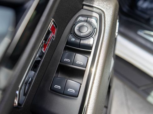 Used 2025 GMC Sierra 1500 AT4 w/ AT4 Premium Package AWD/4WD image 19
