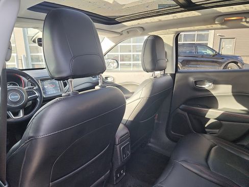 Used 2018 Jeep Compass Trailhawk w/ Leather Interior Group image 25