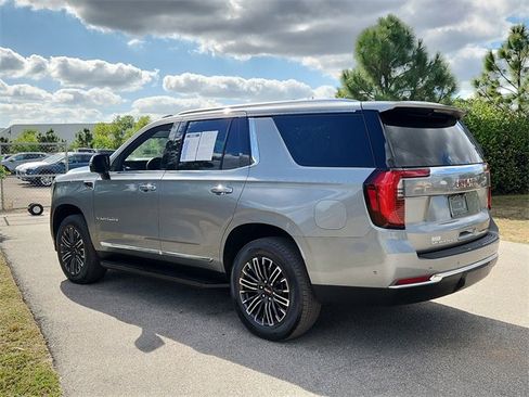 Certified 2025 GMC Yukon Elevation image 3