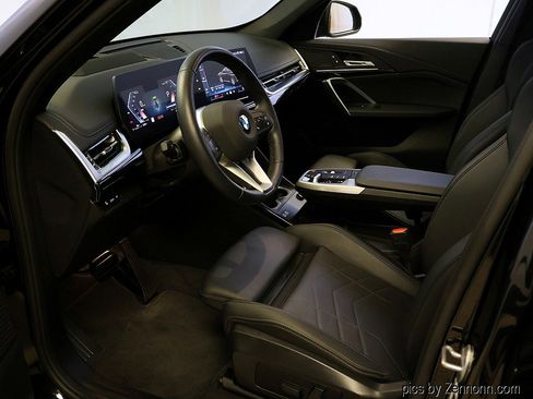 Certified 2025 BMW X1 xDrive28i image 11