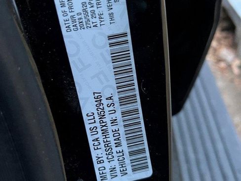 Certified 2023 RAM 1500 Limited w/ Cold Weather Group image 54