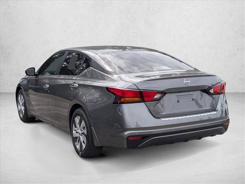 Certified 2025 Nissan Altima 2.5 S image 8