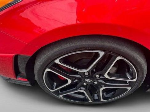 Used 2022 Hyundai Veloster N FWD image 9