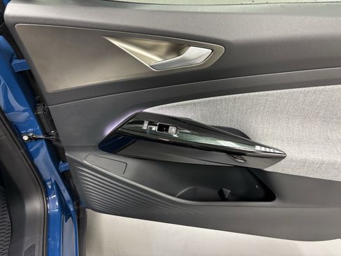 New 2025 Volkswagen ID.4 Pro image 10