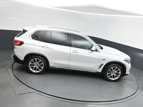 Certified 2022 BMW X5 xDrive45e w/ Premium Package image 38