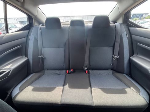 Used 2025 Nissan Versa SV FWD image 36