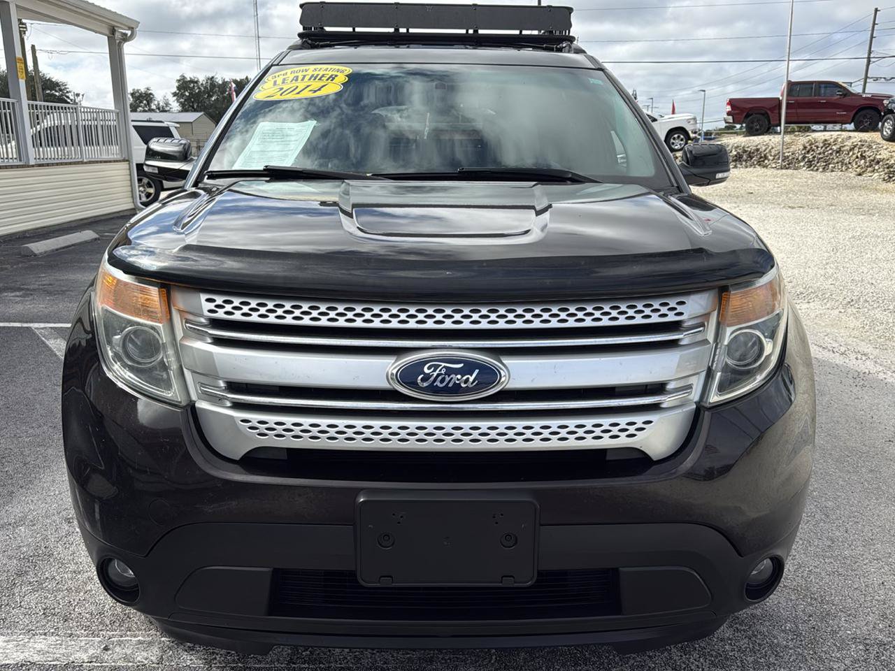 Used 2014 Ford Explorer XLT w/ Equipment Group 202A FWD image 8
