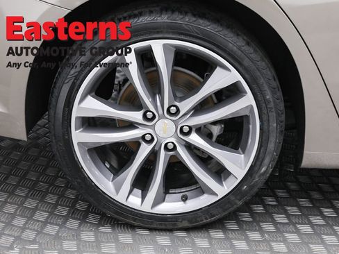 Used 2024 Chevrolet Malibu LT image 31