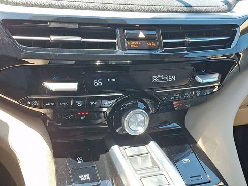 Certified 2024 Acura MDX SH-AWD image 16