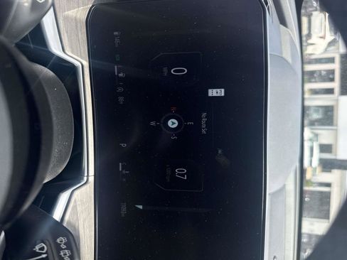 Used 2025 Kia Sorento SX AWD/4WD image 21