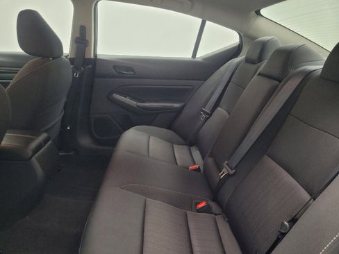 Used 2024 Nissan Altima 2.5 SV image 18