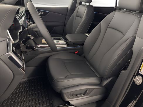New 2026 Audi Q8 Premium Plus image 5