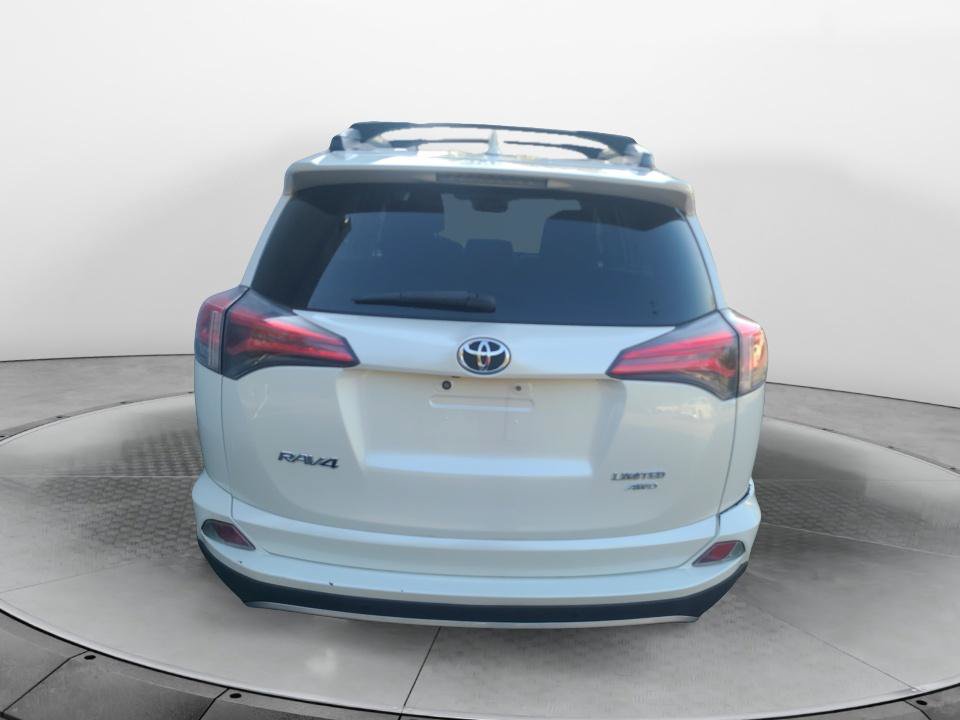 Used 2018 Toyota RAV4 Limited w/ Advanced Technology Package AWD/4WD image 18