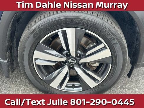 Used 2025 Nissan Rogue SL w/ Tech Package AWD/4WD image 14