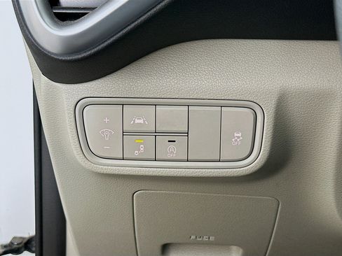 Used 2022 Kia Soul LX w/ Technology Package image 16