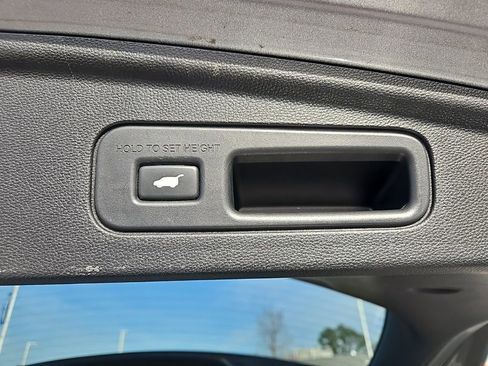 Used 2022 Acura MDX FWD w/ Technology Package image 37