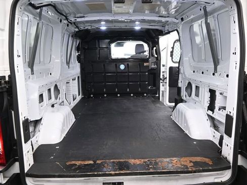 Used 2019 Ford Transit 250 130 Low Roof image 9