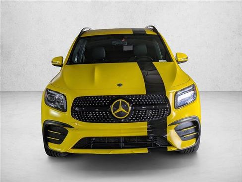 Used 2020 Mercedes-Benz GLB 250 image 2