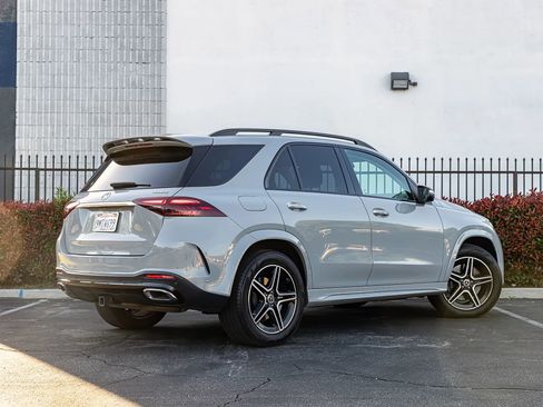 Used 2024 Mercedes-Benz GLE 450 4MATIC image 7