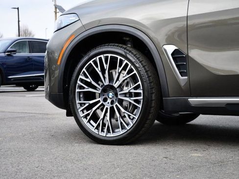 Used 2026 BMW X5 sDrive40i w/ Premium Package image 12