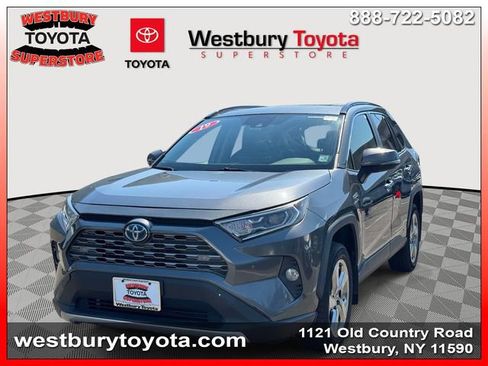 Used 2019 Toyota RAV4 Limited AWD/4WD image 5