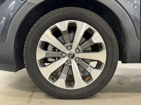 Used 2020 Kia Telluride S FWD image 11