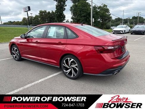Used 2023 Volkswagen Jetta GLI Autobahn FWD image 3